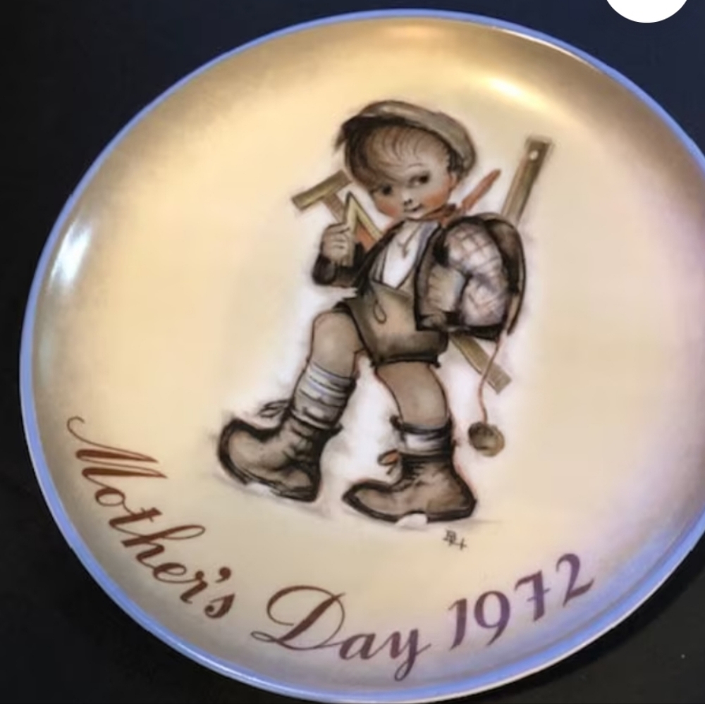 Vintage 1972 Mother's Day Plate
